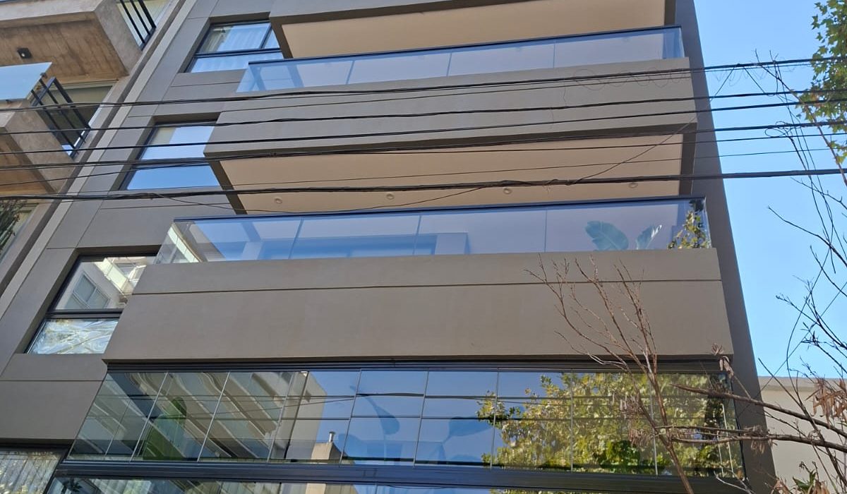 Edificio El Salvador en Modena