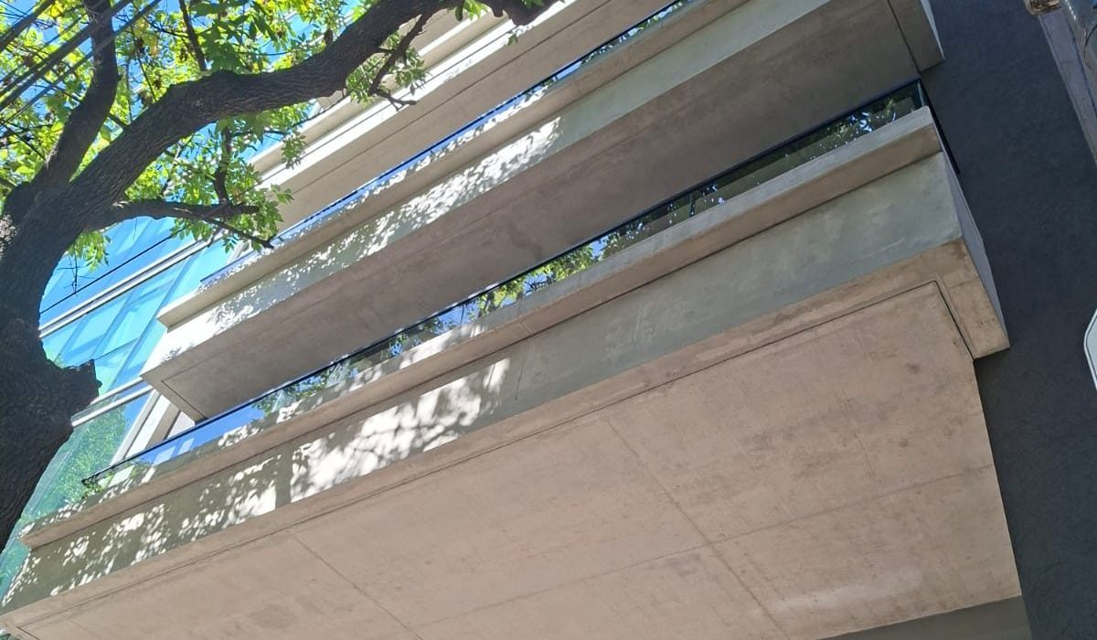 Edificio El Salvador en Modena